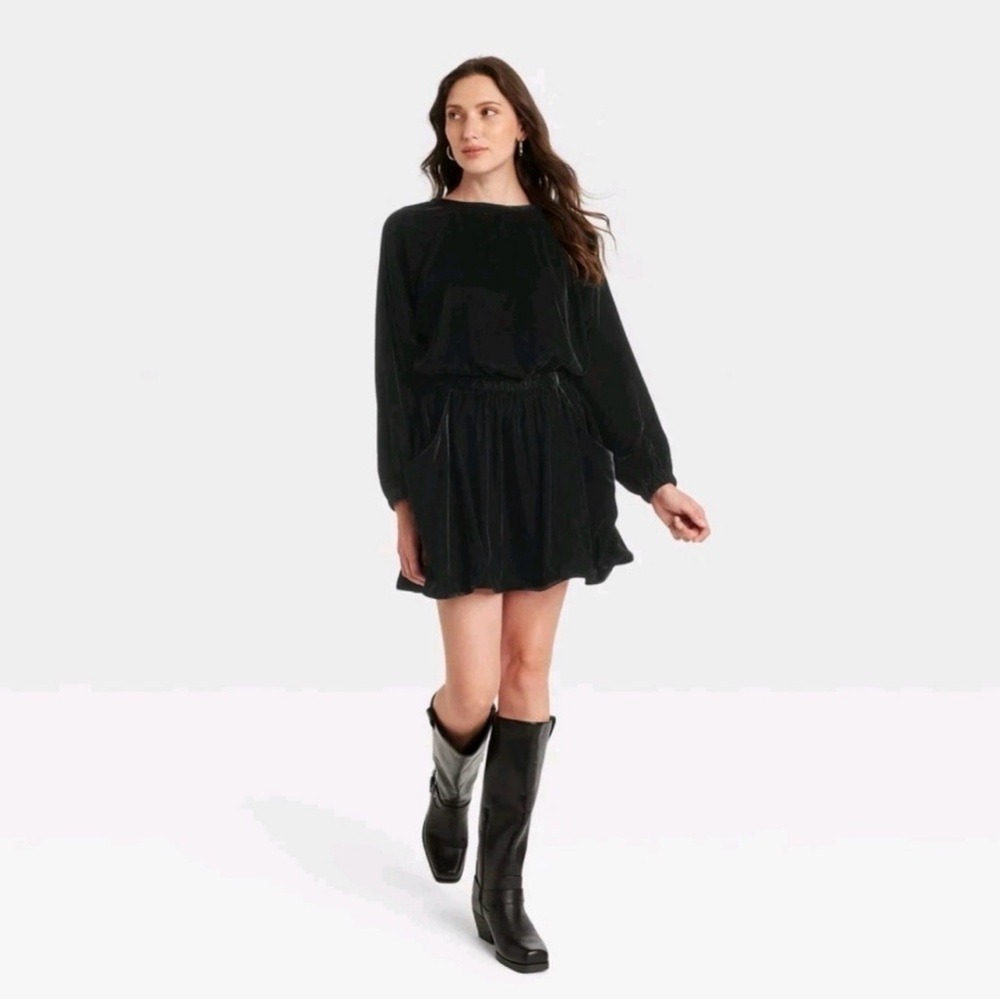 NWT Universal Thread Women's M Long Sleeve Velvet Mini ALine Dress Black Holiday